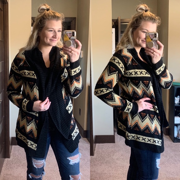 Full Tilt Sweaters - Full Tilt Aztec Pattern Sweater/Cardigan Full Tilt Sweaters - Full Tilt Aztec Pattern Sweater/Cardigan